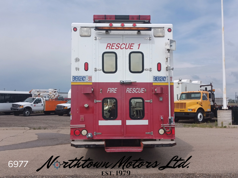 
								1999 Freightliner MT55 Rescue Van full									