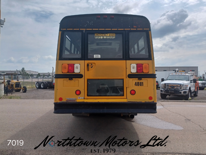 
								2008 Freightliner Thomas 36 Passenger Bus full									