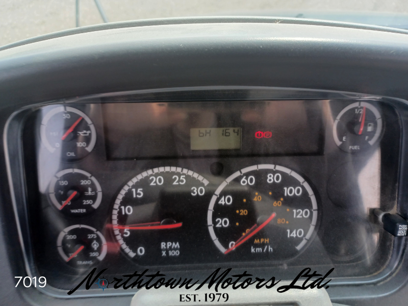 
								2008 Freightliner Thomas 36 Passenger Bus full									