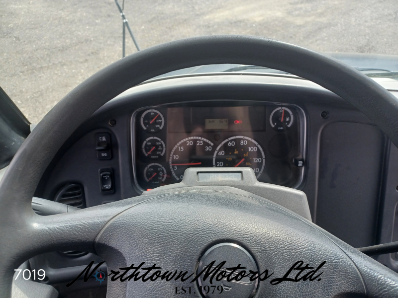 
								2008 Freightliner Thomas 36 Passenger Bus full									