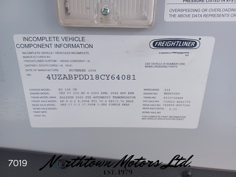 
								2008 Freightliner Thomas 36 Passenger Bus full									