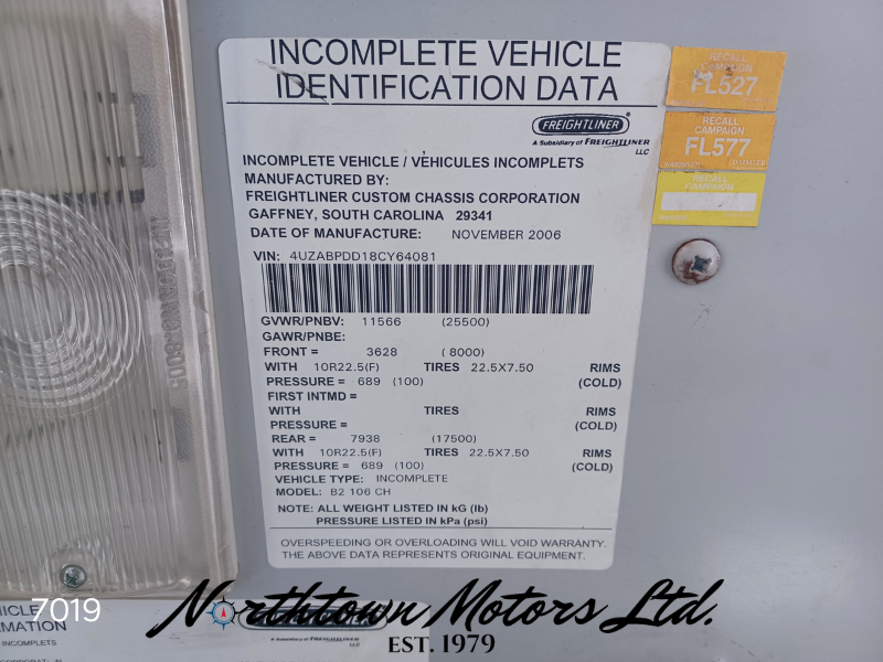 
								2008 Freightliner Thomas 36 Passenger Bus full									