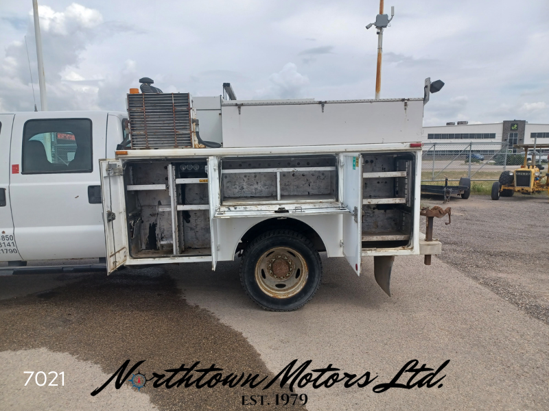 
								2005 Ford F550 Service Body full									