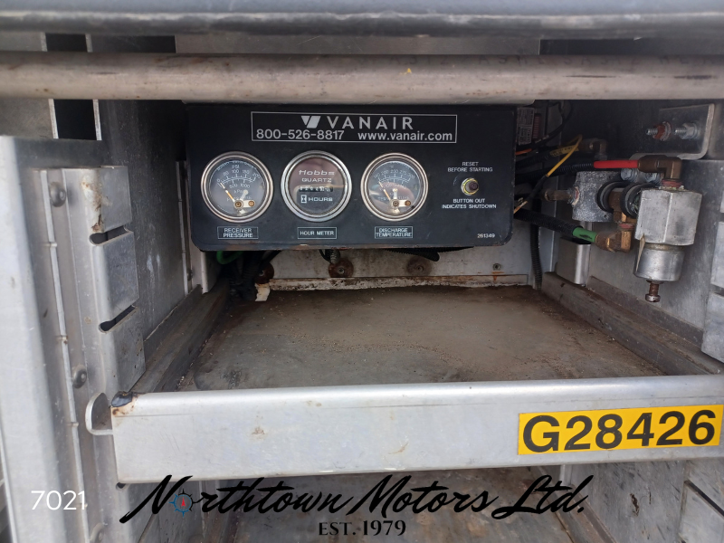 
								2005 Ford F550 Service Body full									