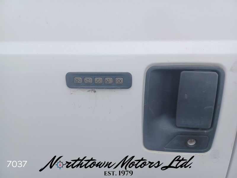 
								2007 Ford F350 Cab & Chassis full									