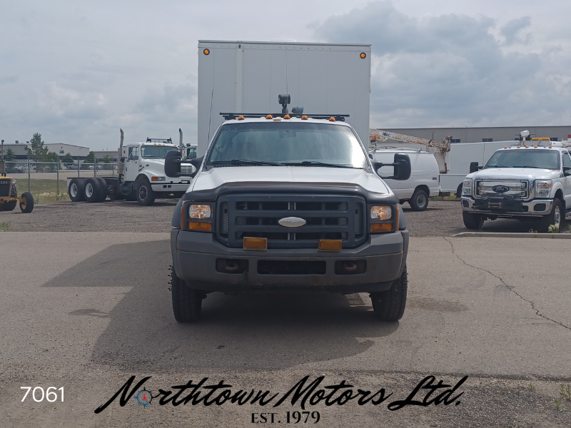 
								2005 Ford F550 Service Truck with Workshop full									