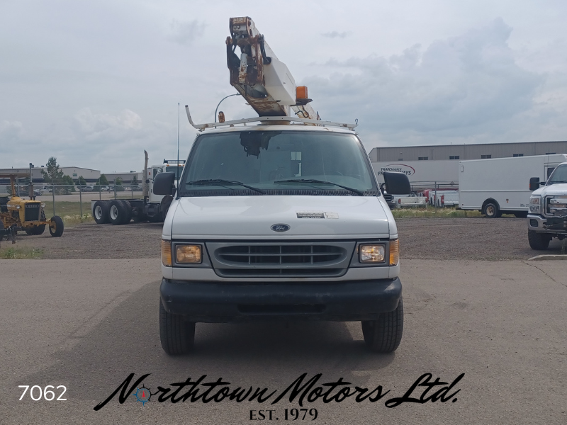 
								2000 Ford E350 Bucket Van full									
