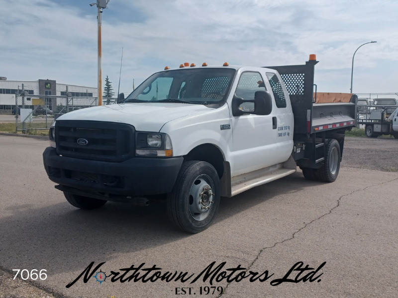 
								2002 Ford F550 Dump Box full									