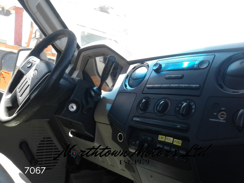 
								2008 Ford F350 Service Body full									