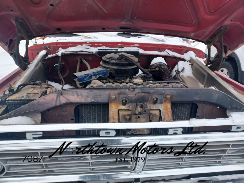 
								1975 Ford F350 Grain Box & Hoist full									