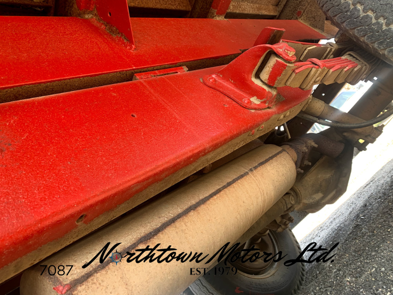 
								1975 Ford F350 Grain Box & Hoist full									