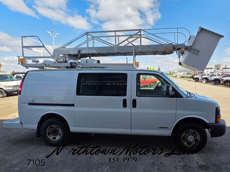 
								2006 Chevrolet Express 3500 Bucket Van full									