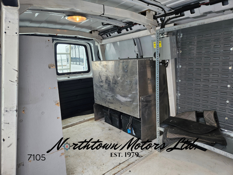 
								2006 Chevrolet Express 3500 Bucket Van full									