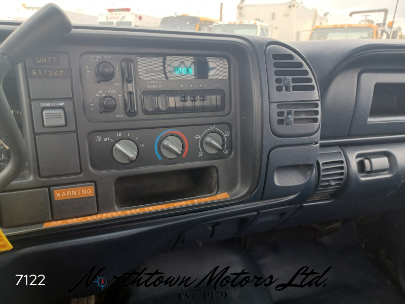 
								1997 Chevrolet 3500 Flat Deck & Hoist full									