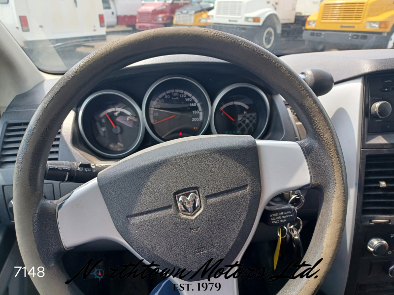 
								2010 Dodge Grand Caravan Cargo Van full									