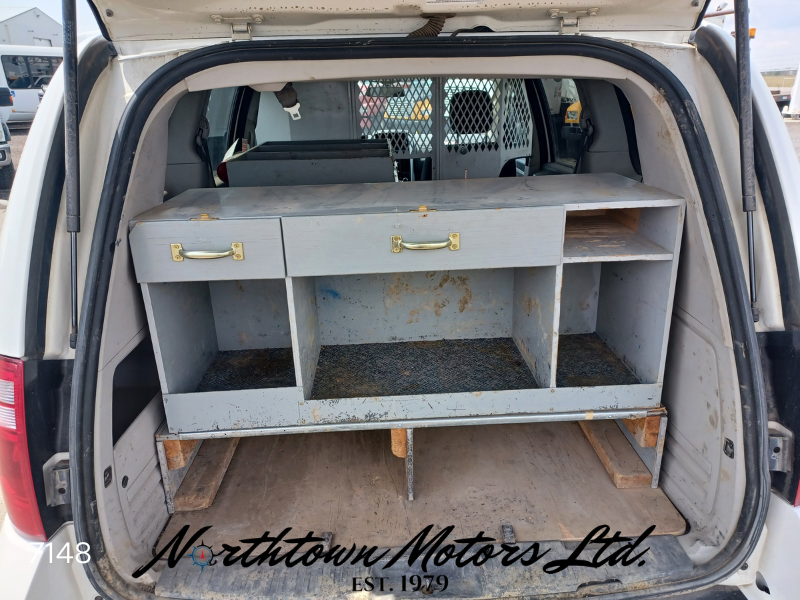 
								2010 Dodge Grand Caravan Cargo Van full									