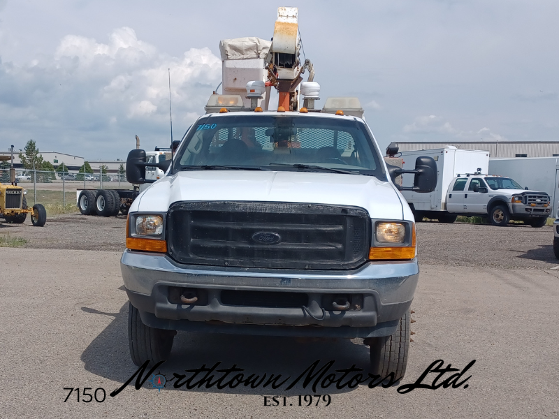 
								2000 Ford F450 Bucket Truck full									
