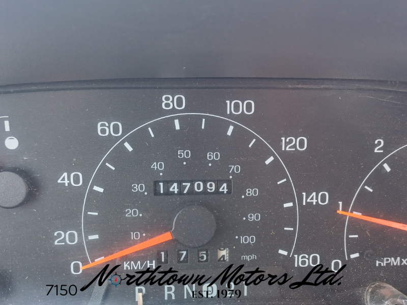 
								2000 Ford F450 Bucket Truck full									