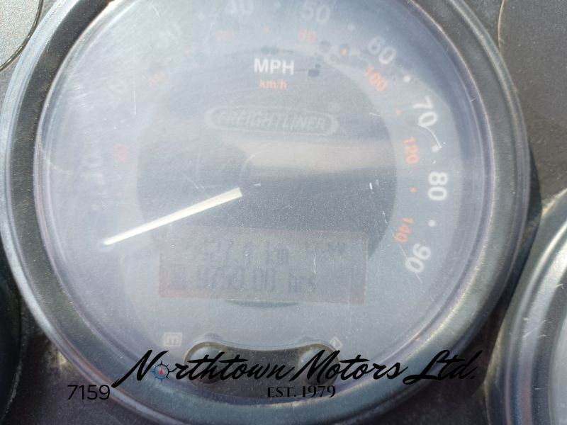 
								2004 Feightliner MT55 Bucket Van full									