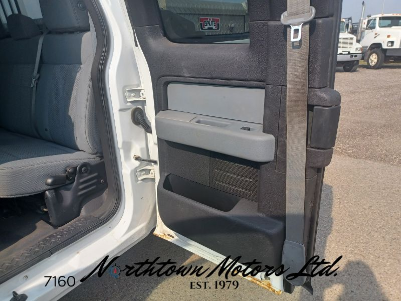 
								2013 Ford F150 Extended Cab Pick Up full									