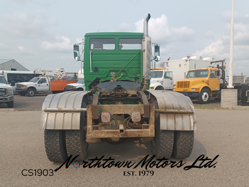 
								1990 Freightliner FLC112 Day Cab full									