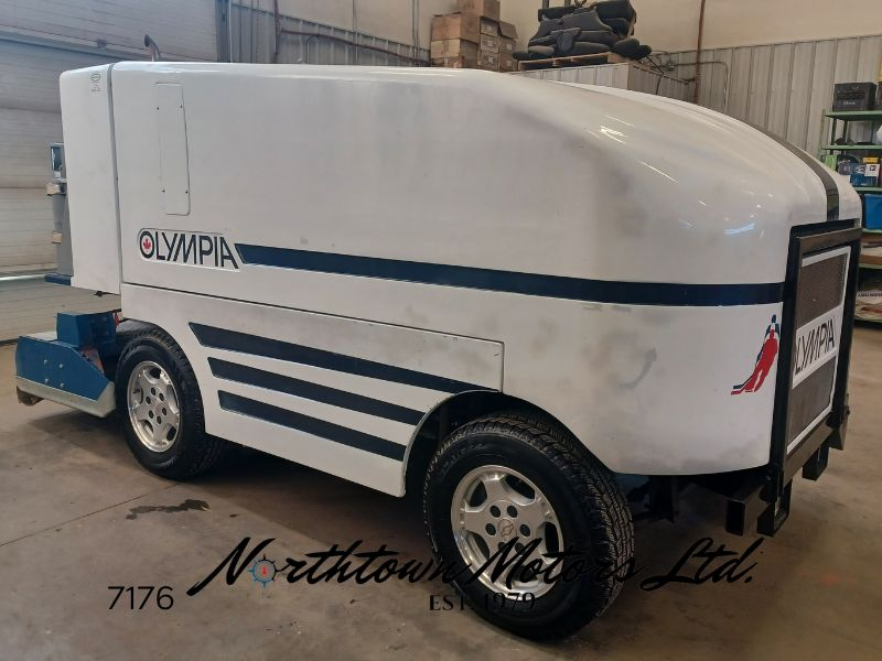 2002 Olympia Millenium Ice Resurfacer