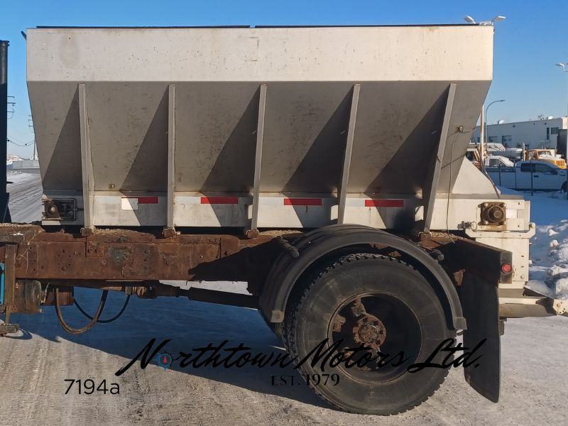 Salt Dogg Salt / Sand Spreader