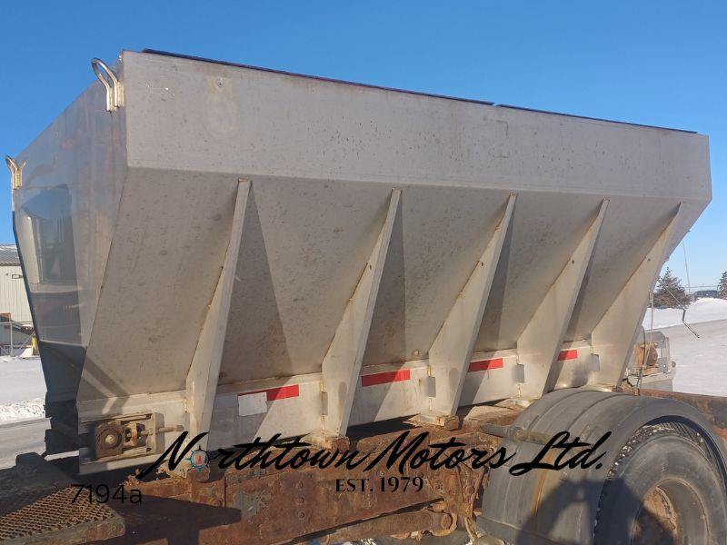 SaltDogg Salt / Sand Spreader