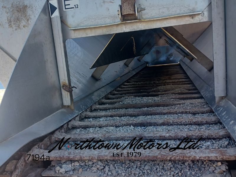 
								SaltDogg Salt / Sand Spreader full									