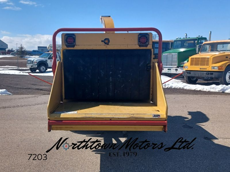 2009 Vermeer BC1000xl Towable Woodchipper