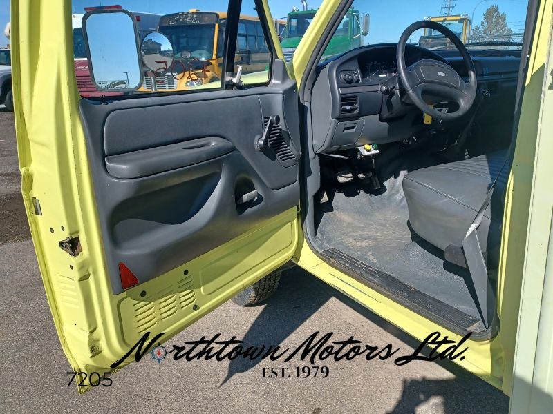 
								1993 Ford F450 Reg Cab 2wd Fire Truck full									