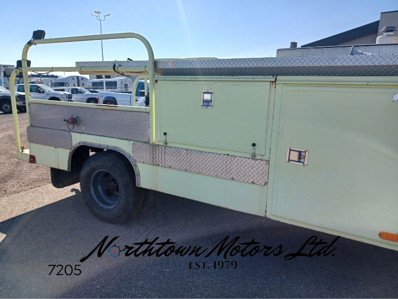 
								1993 Ford F450 Reg Cab 2wd Fire Truck full									