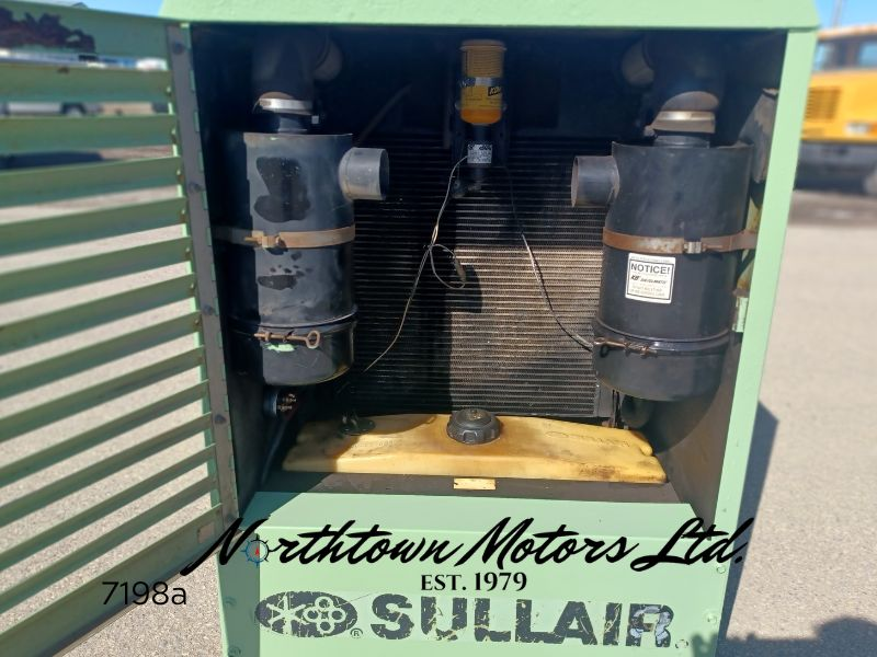 
								2004 Sullair 185 Compressor full									