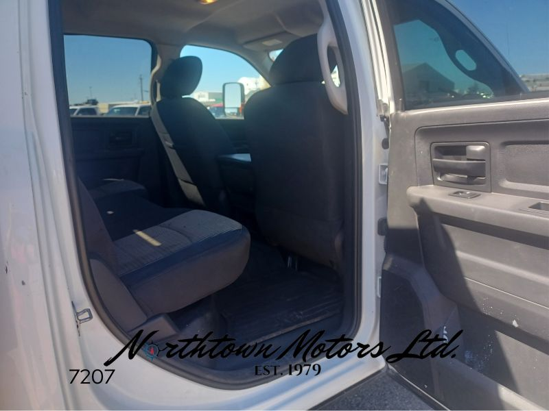 
								2011 Dodge Ram 4500 Dump Box full									