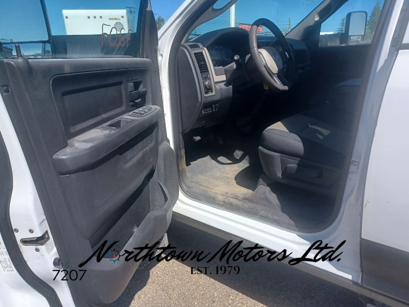 
								2011 Dodge Ram 4500 Dump Box full									