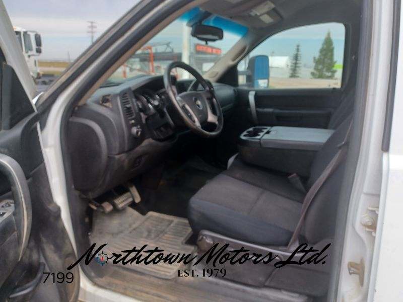 2012 Chevrolet 2500HD Flat Deck
