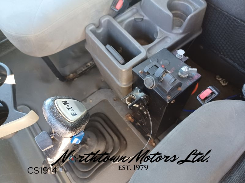 
								2006 Sterling Acterra T/A Dump Truck full									